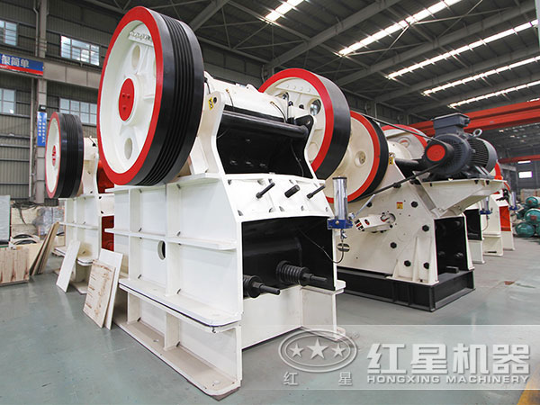 海泡石顎式破碎機(jī)性能優(yōu)勢