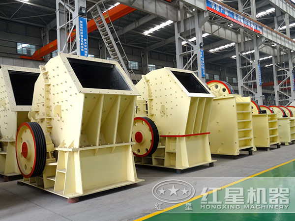 煤礦錘式破碎機廠區(qū)