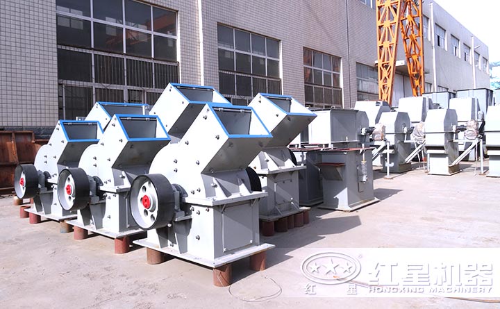 PC錘式破碎機(jī)設(shè)備展示