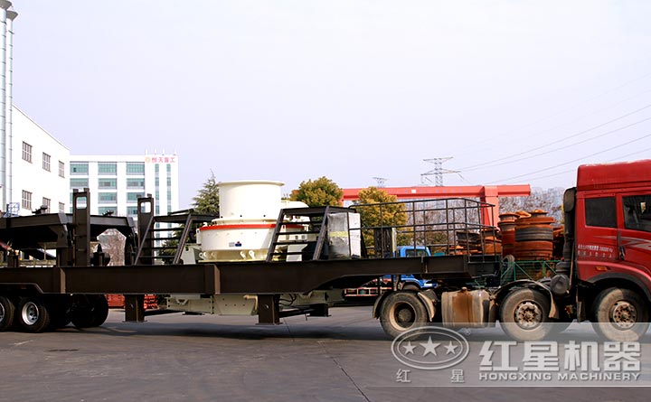 移動(dòng)鵝卵石制砂機(jī)發(fā)貨中