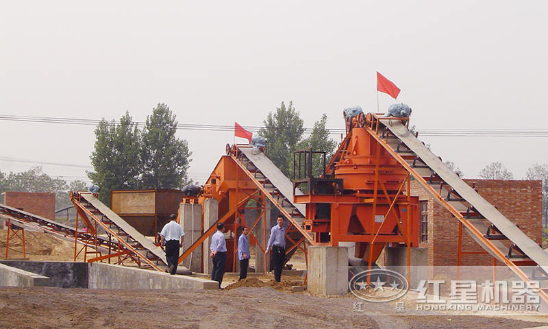 HX制砂機(jī)現(xiàn)場圖